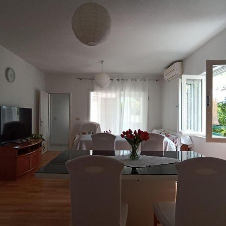 Apartments By The Sea Orebic, Peljesac - 16448 Bagian luar foto